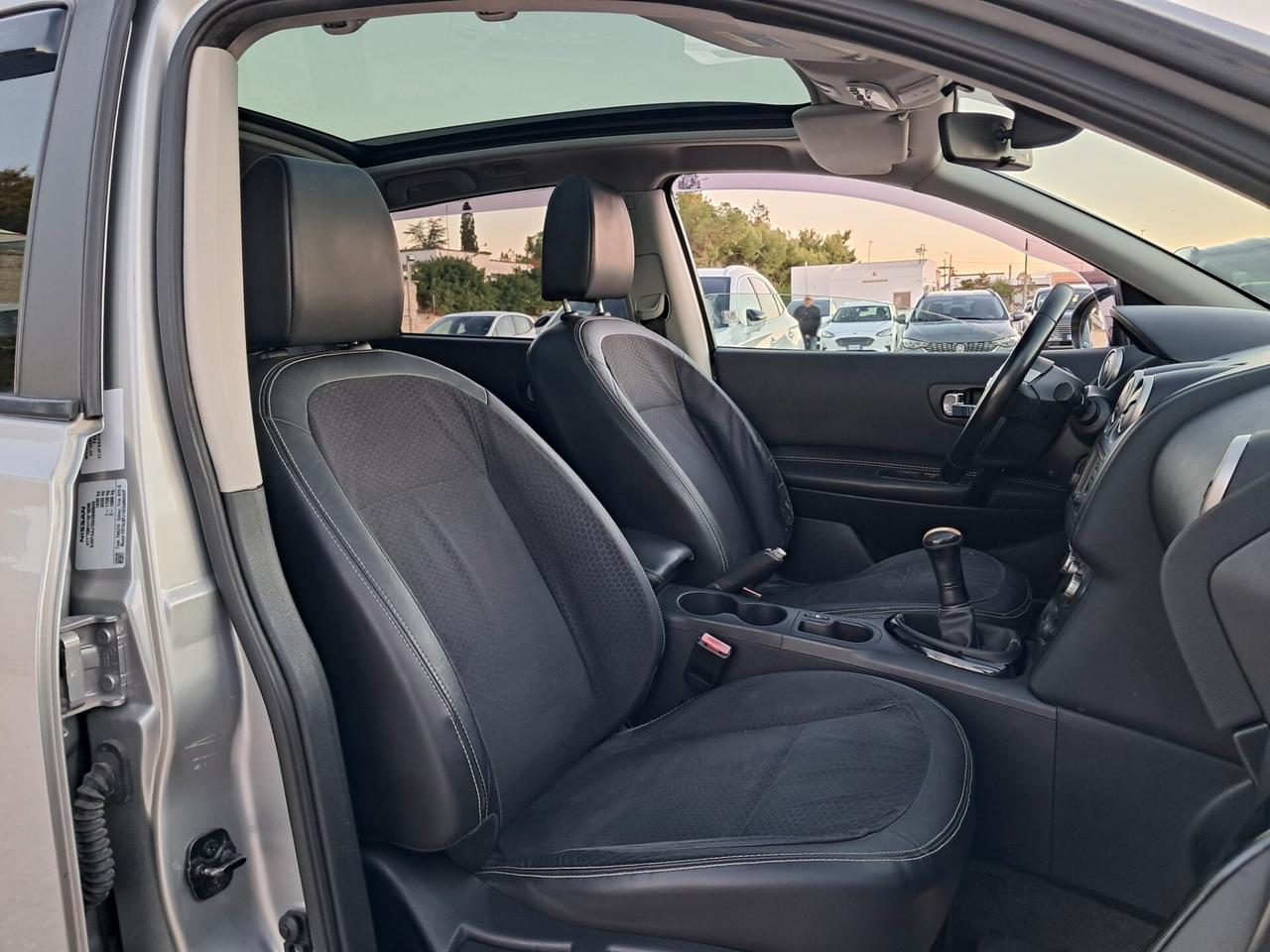 Nissan Qashqai TEKNA 1.6 GPL-TETTO*NAVI*TELECAMERA