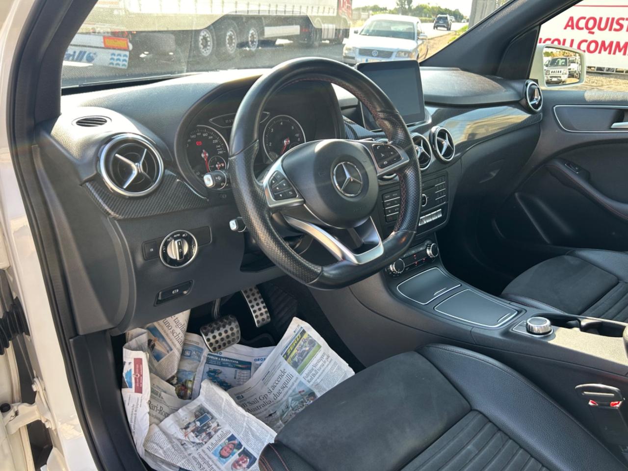 Mercedes-benz B 180 B 180 d Automatic Premium