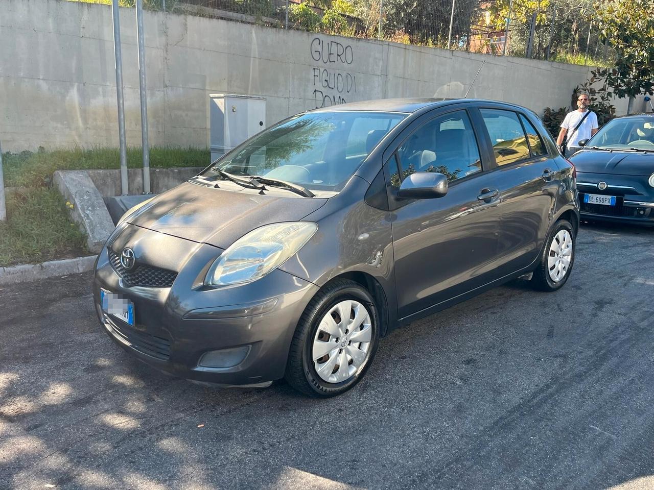 Toyota Yaris 1.4 D-4D DPF 5 porte Sol