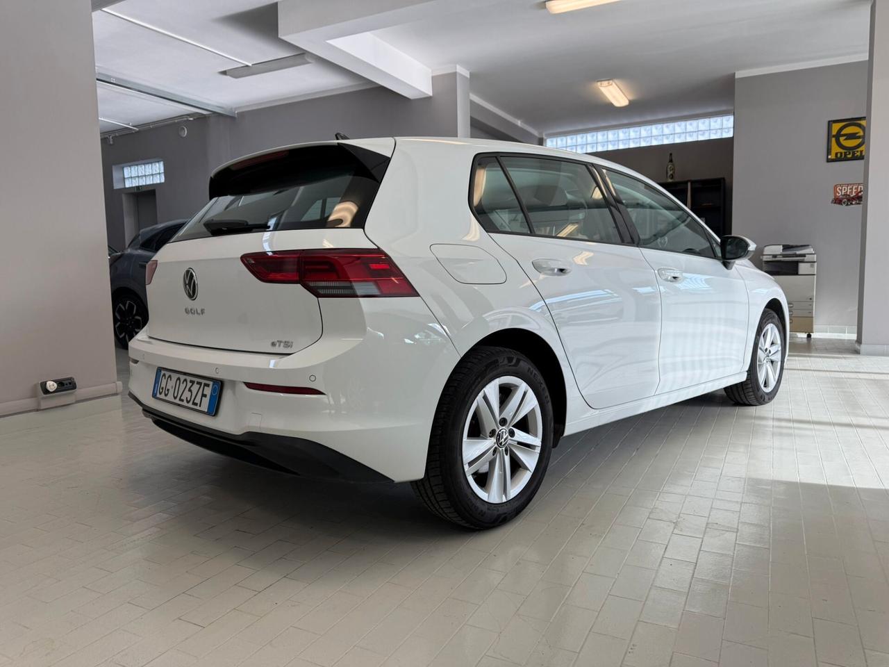 Volkswagen Golf 1.0 eTSI EVO DSG Life