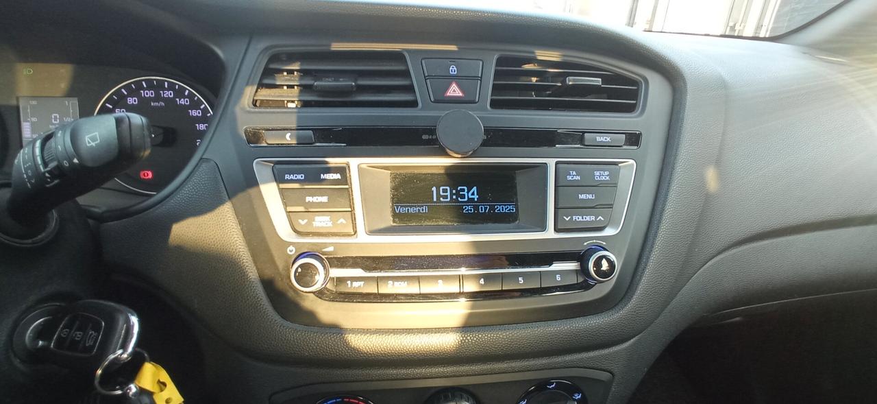 Hyundai i20 GPL CASA MADRE - 1 PROPRIETARIO!