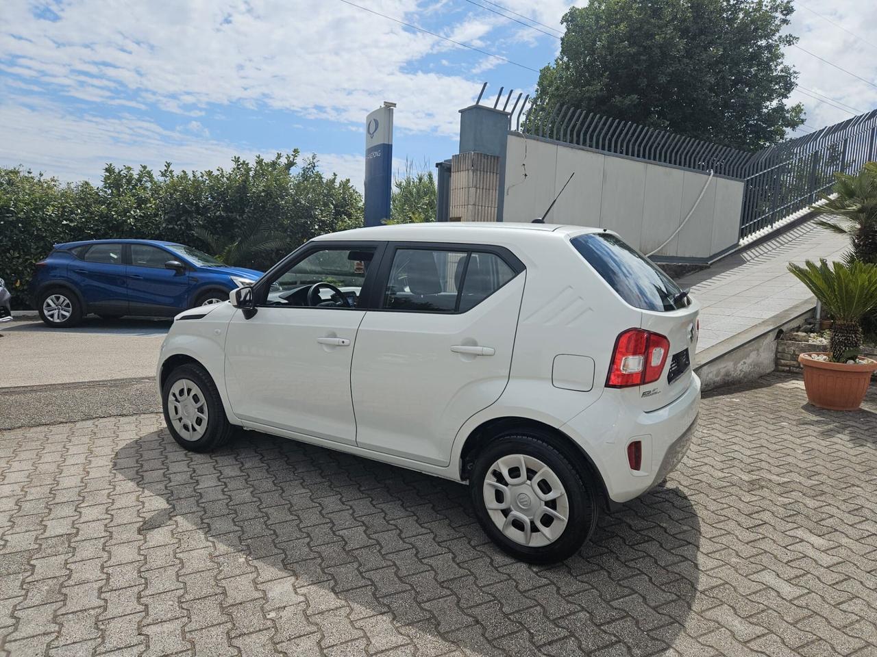 Suzuki Ignis 1.2 Hybrid Top