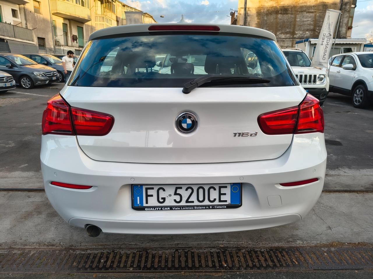BMW SERIE 1 116 DIESEL SPORT 130.000 KM 2016