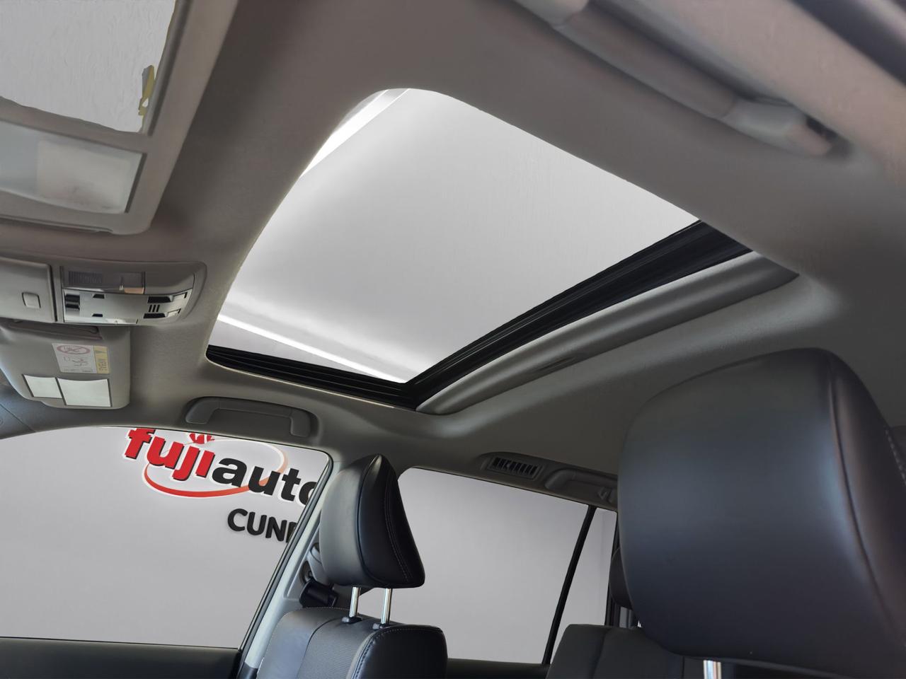 Toyota Land Cruiser 5p 2.8 d-4d Anniversary auto