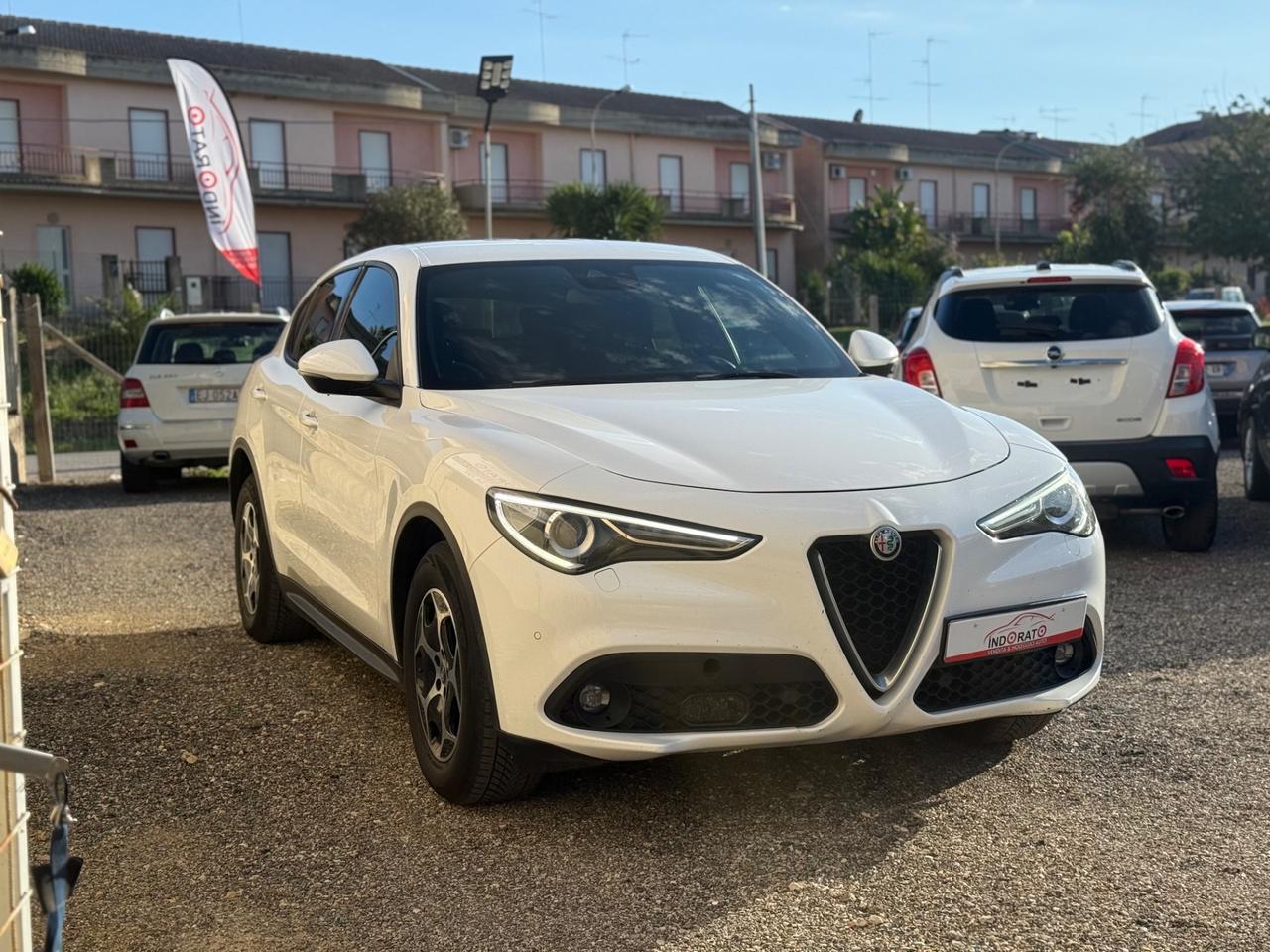 Alfa Romeo Stelvio 2.2 Turbodiesel 160 CV AT8 RWD Business