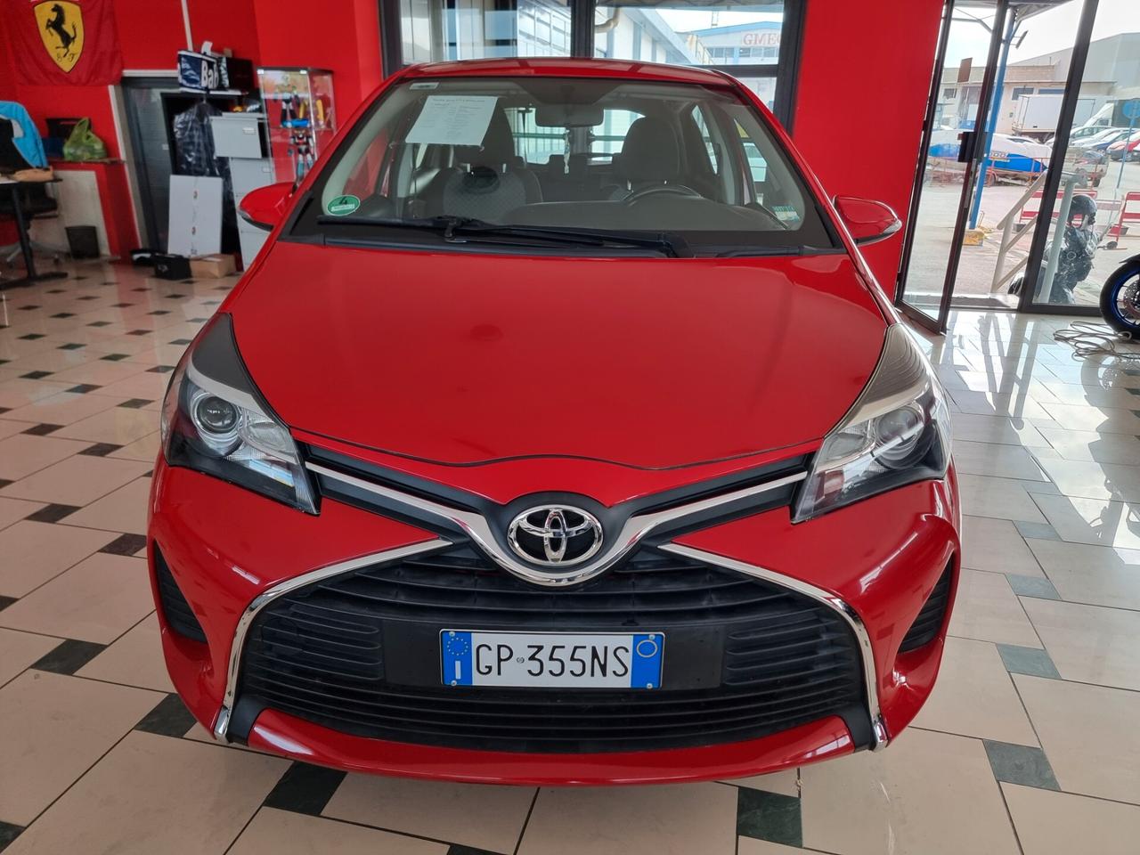 Toyota Yaris 1.0 5 porte Cool