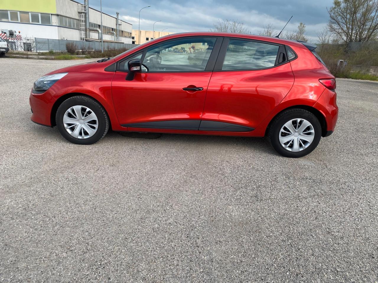 Renault Clio 1.2 75CV 5 porte Live