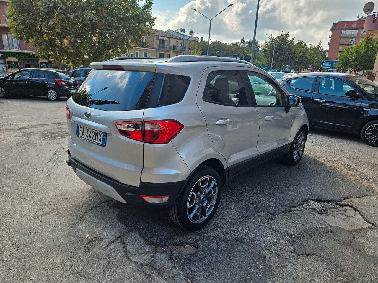 FORD ECOSPORT 1500 TDCI TITANIUM DICEMBRE 2015