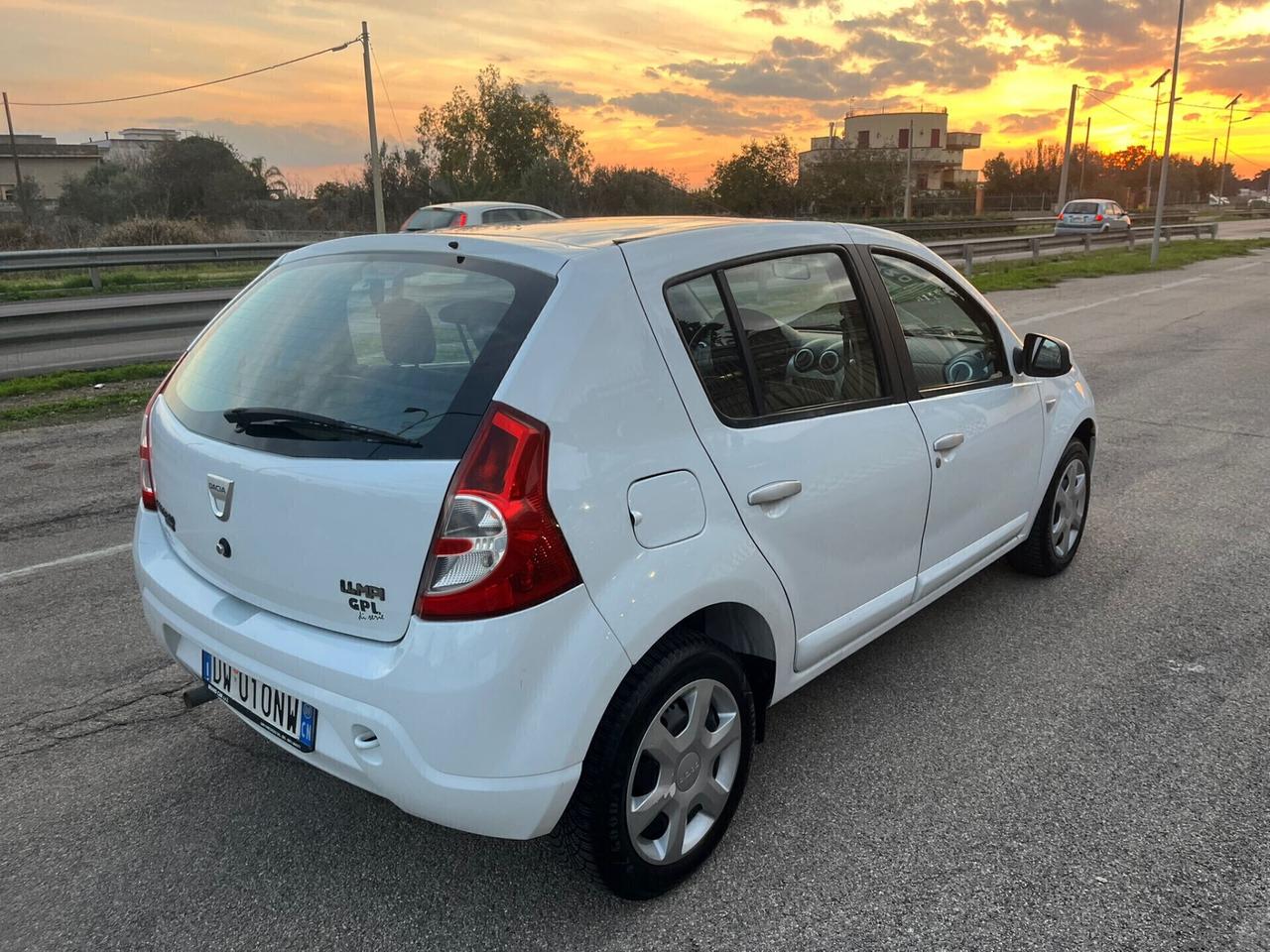 Dacia Sandero 1.4 8V GPL Lauréate Unipro 2009