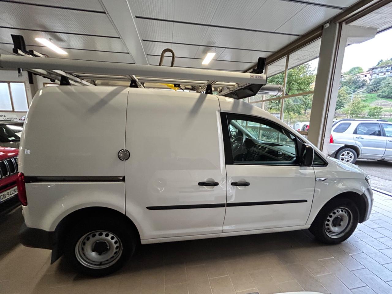 Volkswagen Caddy 4Motion 2.0 TDI 122 CV Gancio traino