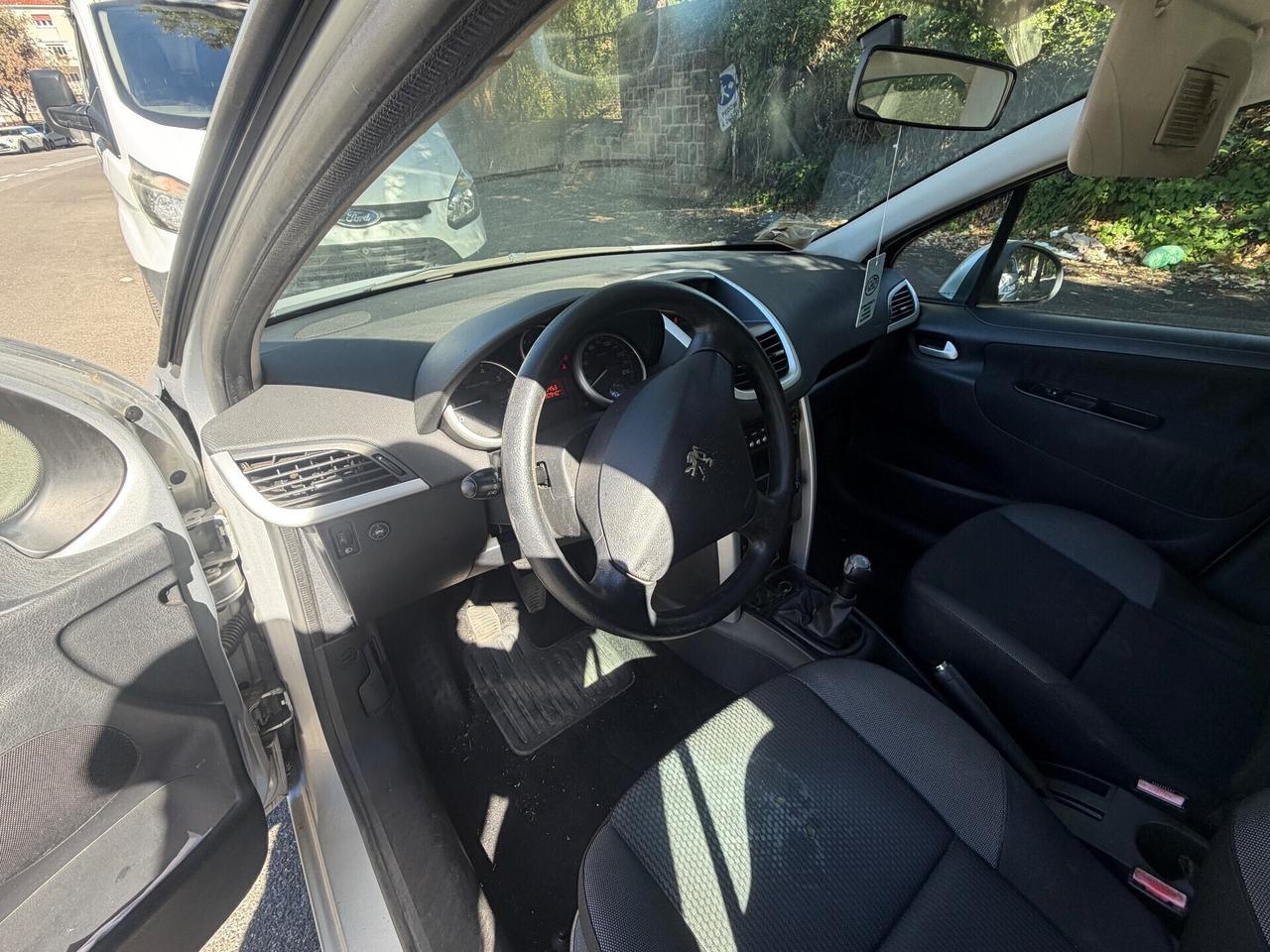 Peugeot 207 gpl 5porte manuale