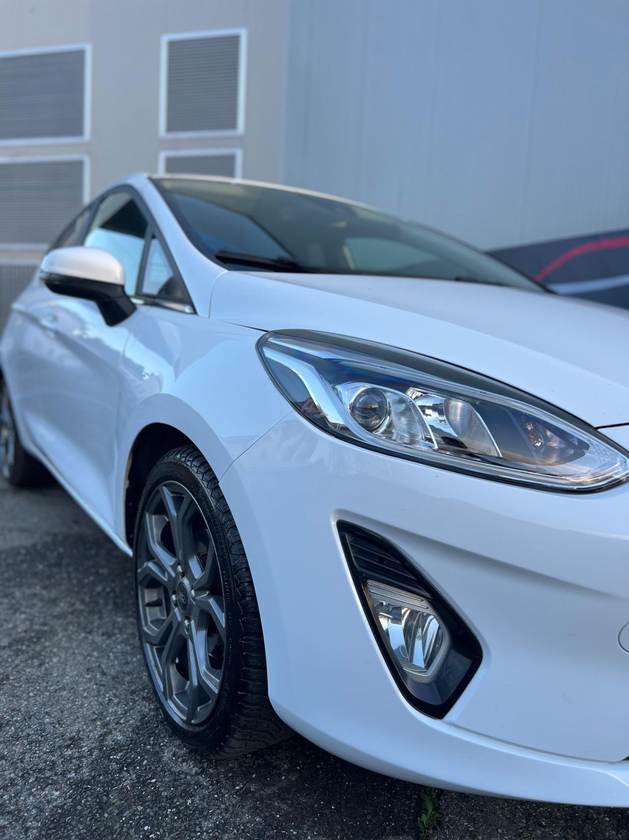 Ford Fiesta 1.5d 5 porte Titanium
