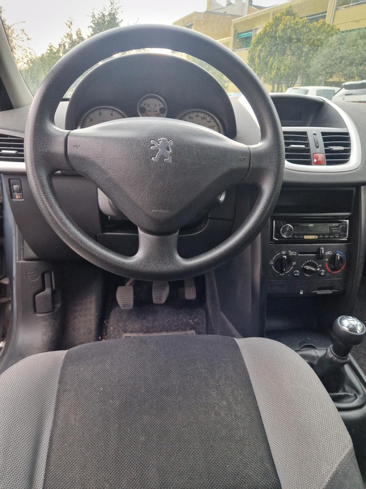 Peugeot 207 1.4 8V 75CV 5p. - 2007