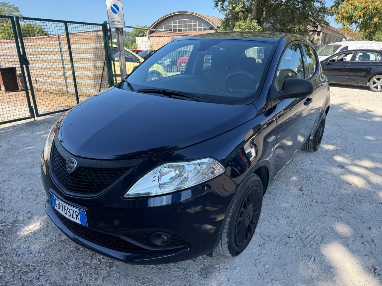 Lancia Ypsilon 1.2 69 CV 5 porte GPL Ecochic Platinum
