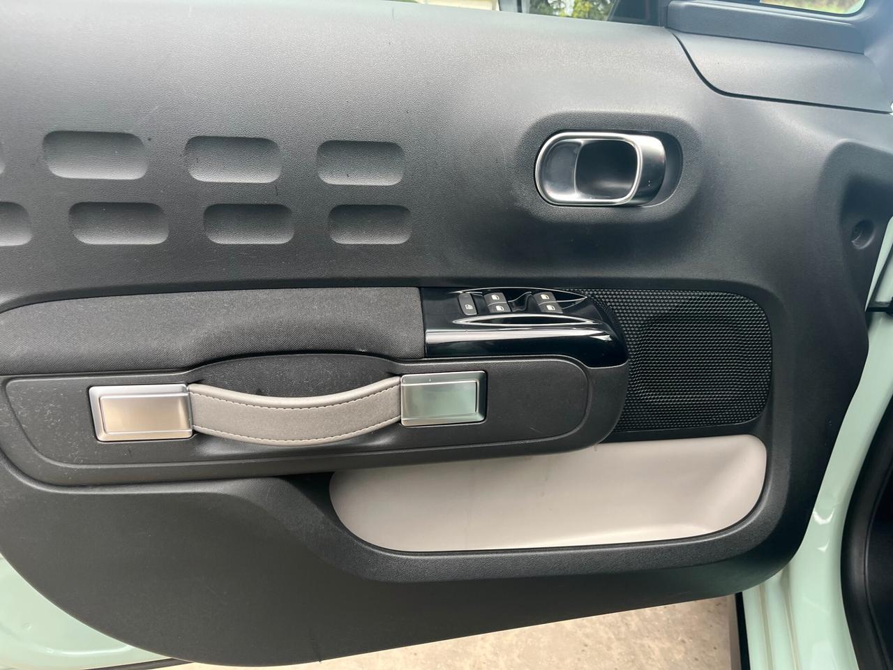 Citroen C3 PureTech 82 cv Shine