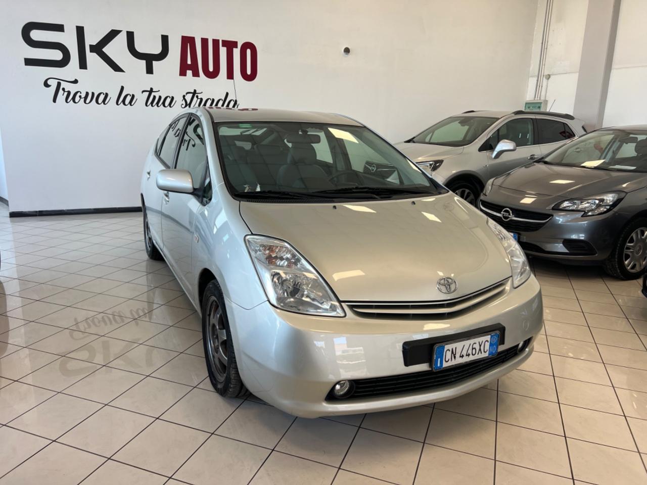 Toyota Prius 1.5i 16V