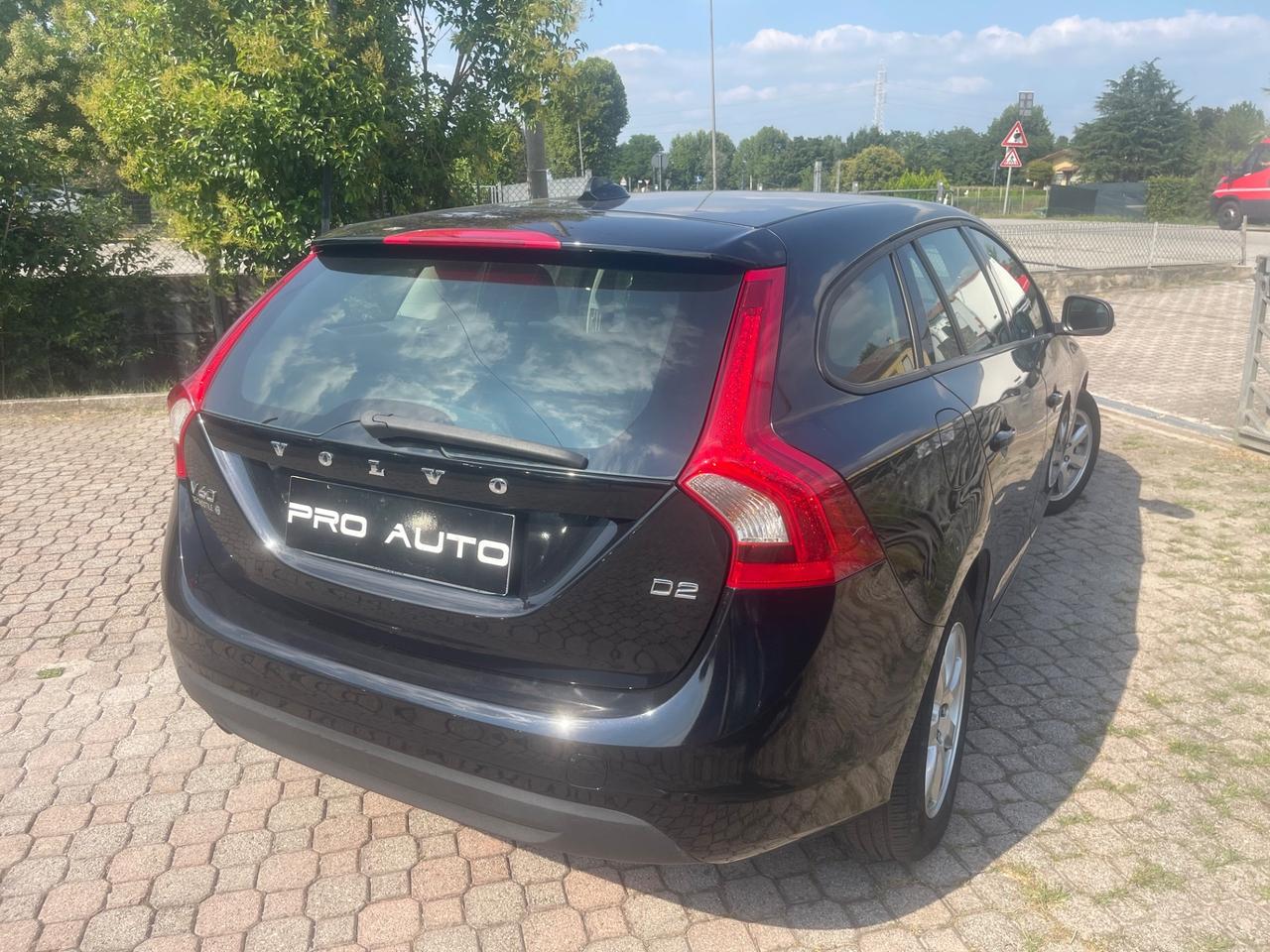 Volvo V60 D2 1.6 Summum