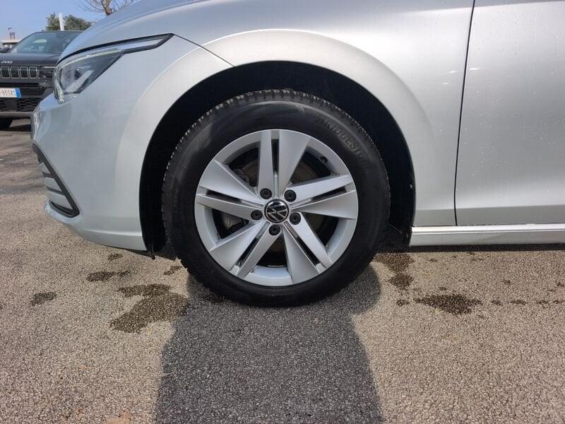 Volkswagen Golf VIII 2020 2.0 tdi Life 115cv dsg