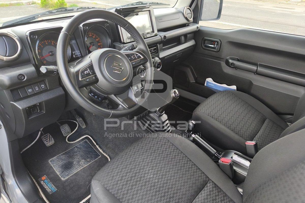 SUZUKI Jimny 1.5 5MT Top