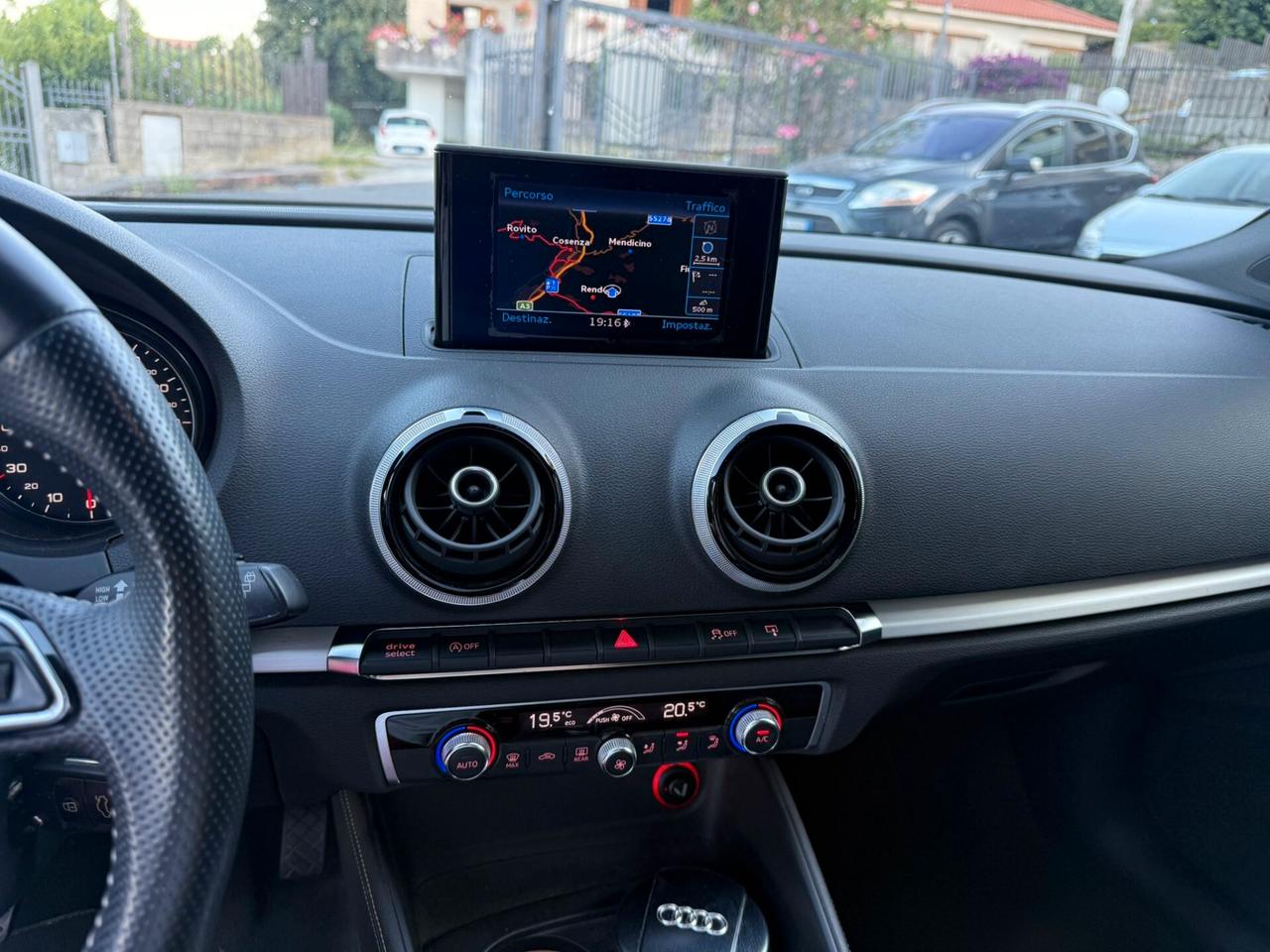 Audi A3 SPB 2.0TDI 150CV S-Line