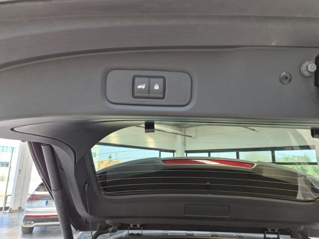 NISSAN Qashqai 1.3 MHEV 158 Tekna CVT