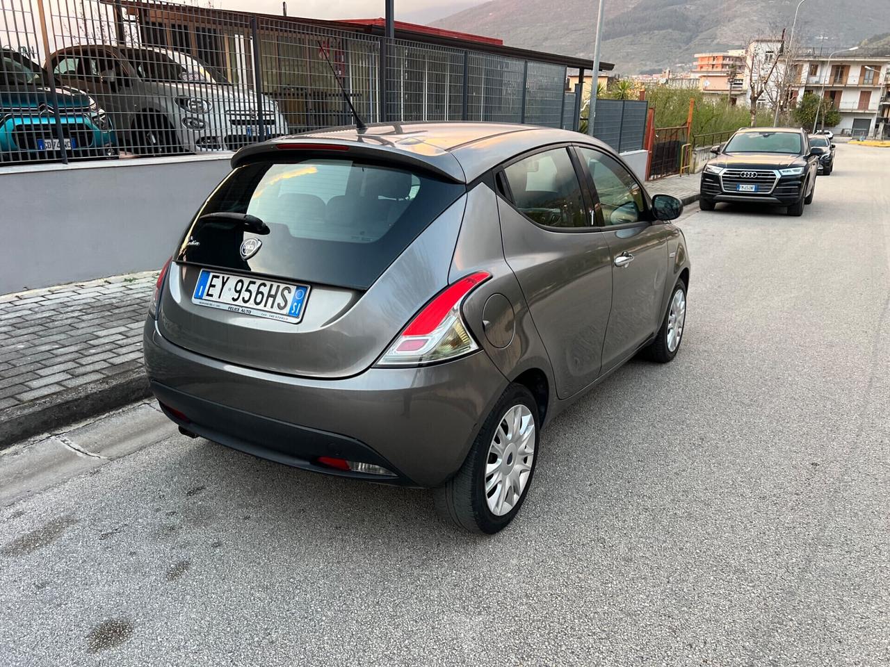 Lancia Ypsilon 1.2 benzina 69cv Gold 2014