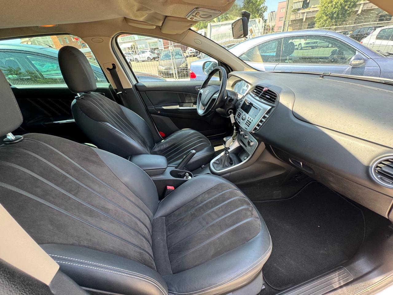Lancia Delta 1.4 T-Jet 120 CV Oro Ecochic GPL
