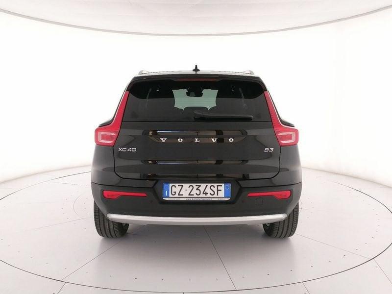 Volvo XC40 2.0 b3 Core auto
