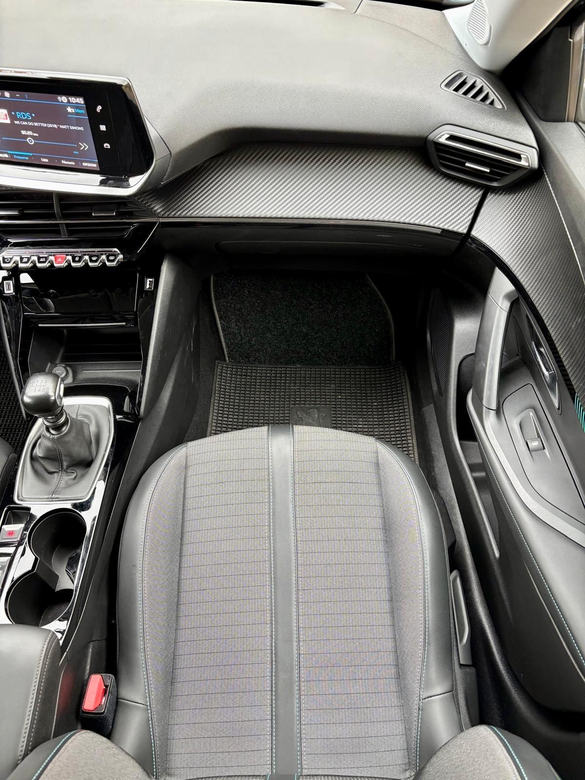 Peugeot 2008 PureTech 100 S&S Allure Pack