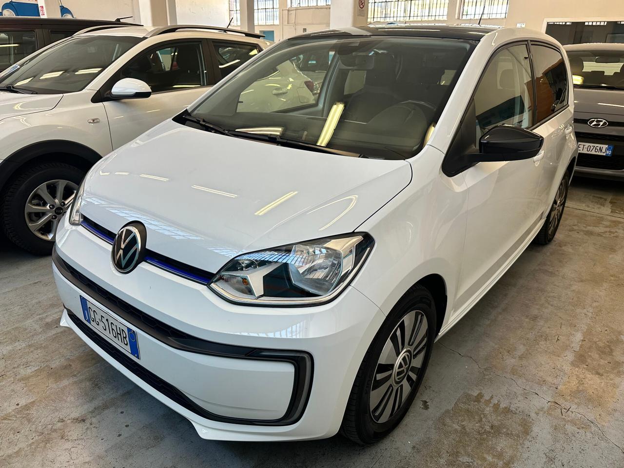 Volkswagen up! e-up! 82 CV
