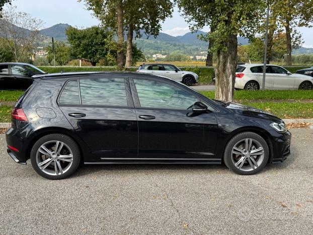 VOLKSWAGEN Golf TDI BMT R.PACK VIRTUAL COCKPIT X