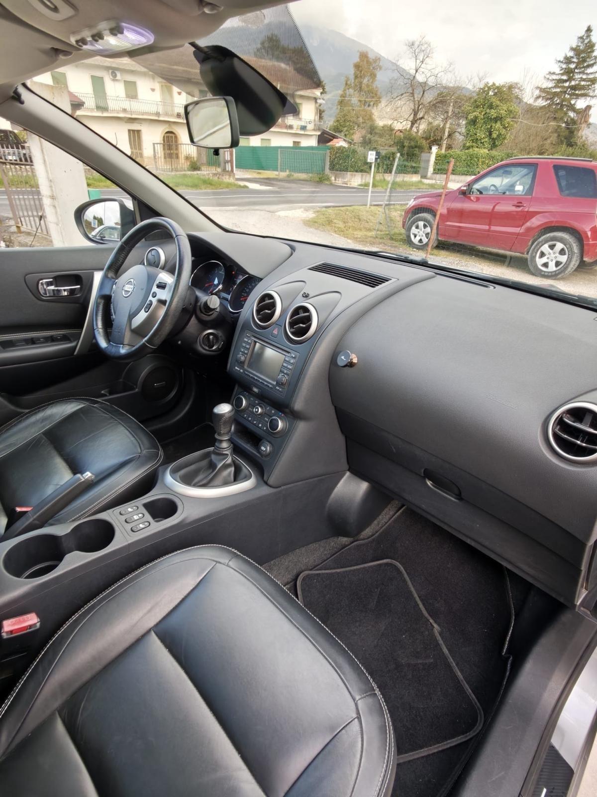 Nissan Qashqai 1.5 dCi tetto in vetro pelle full