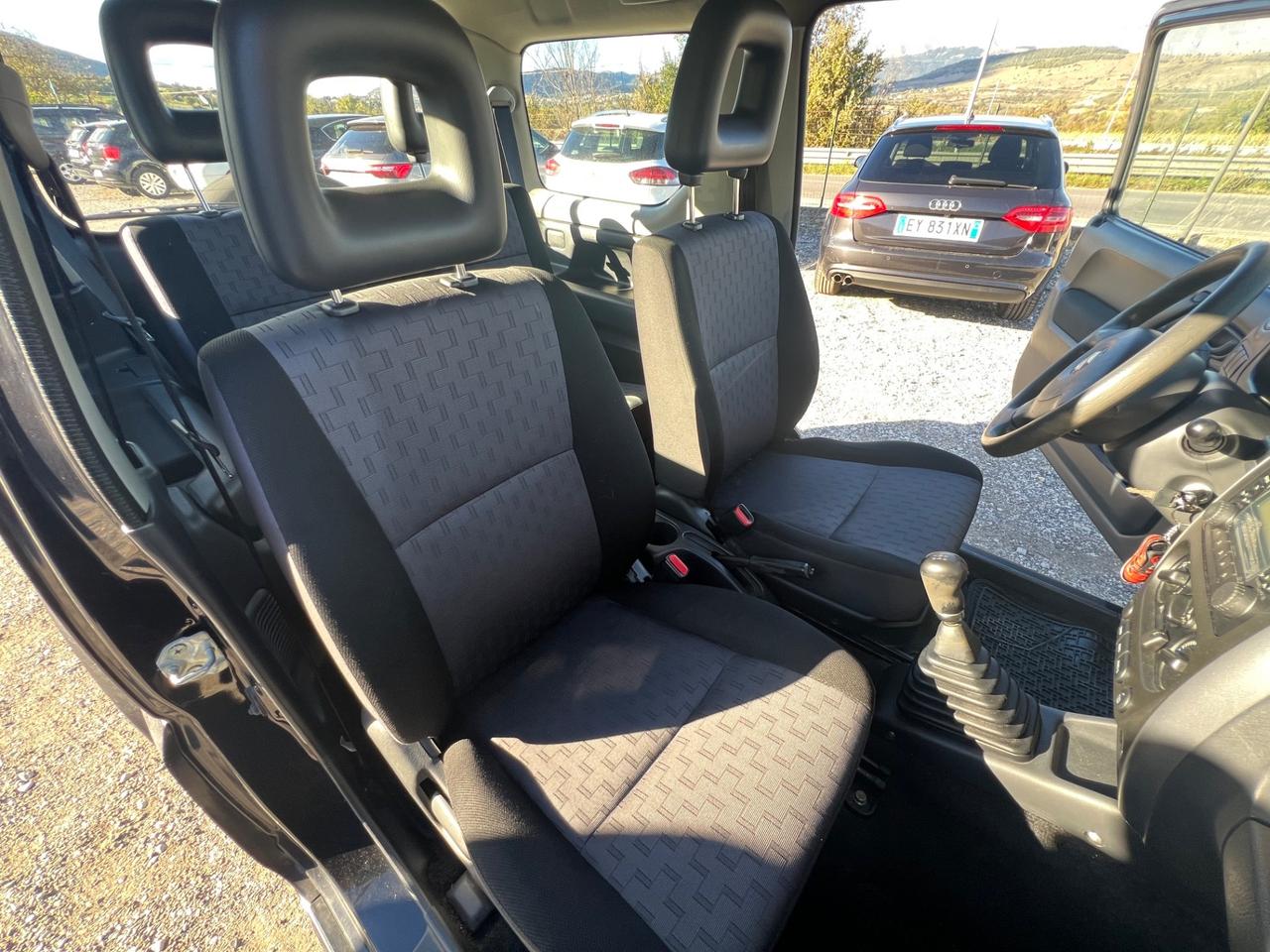 Suzuki Jimny 1.3i 16V cat 4WD JLX