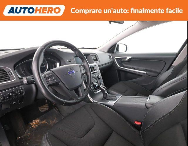 VOLVO V60 Cross Country D3