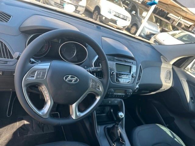 HYUNDAI IX35 1,7 DIESEL FULL OPTIONAL 132. 000 KM !