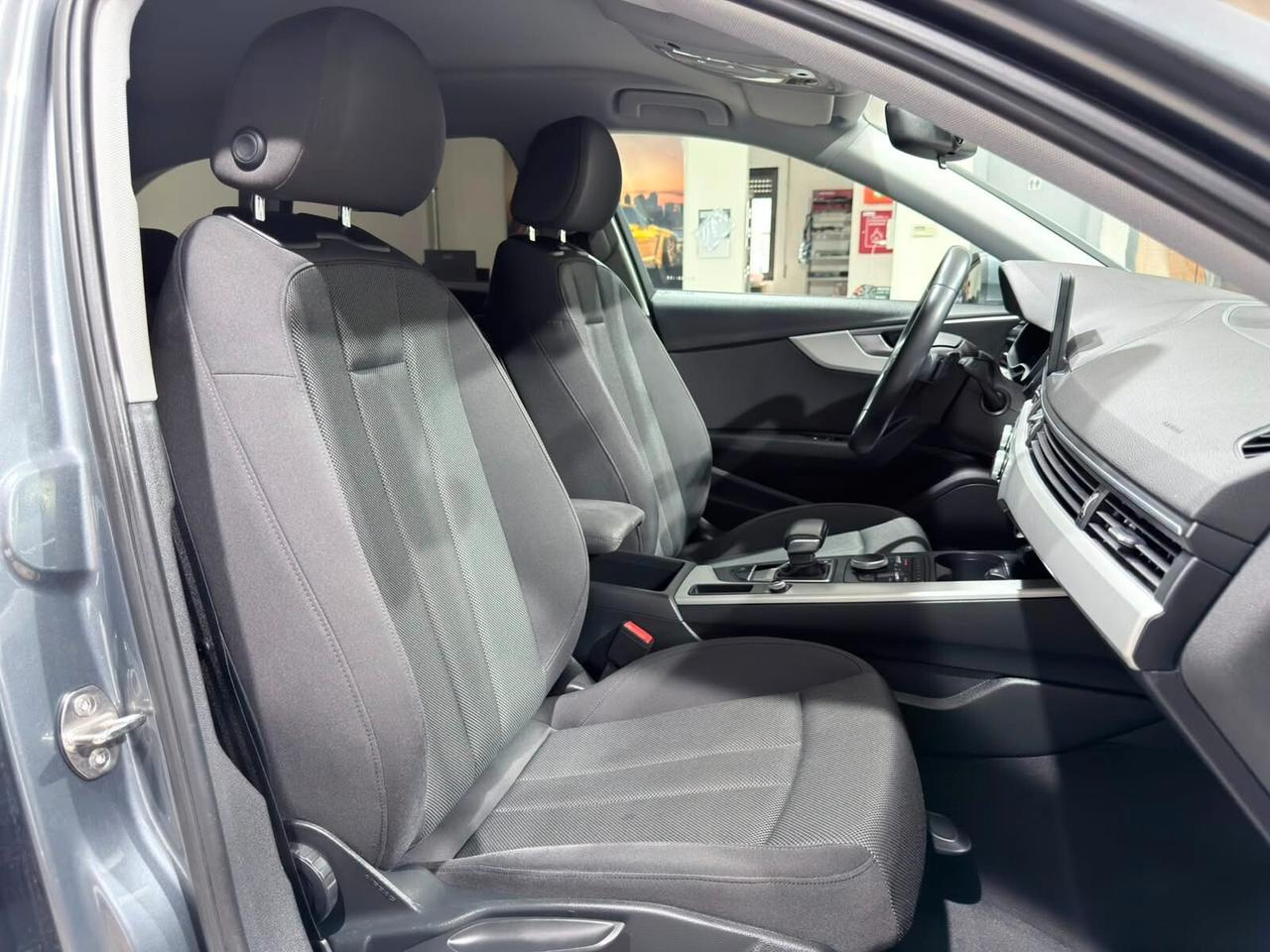 AUDI A4 AVANT 35 2.0 TDI 150CV S-TRONIC 2019