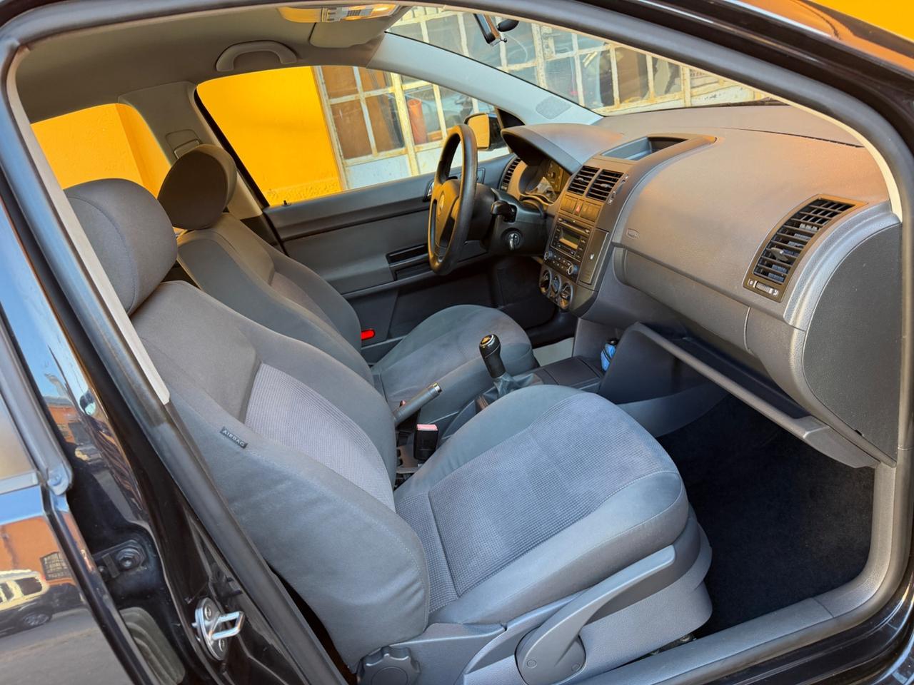 Volkswagen Polo 1.4/80CV 16V 5p. GPL