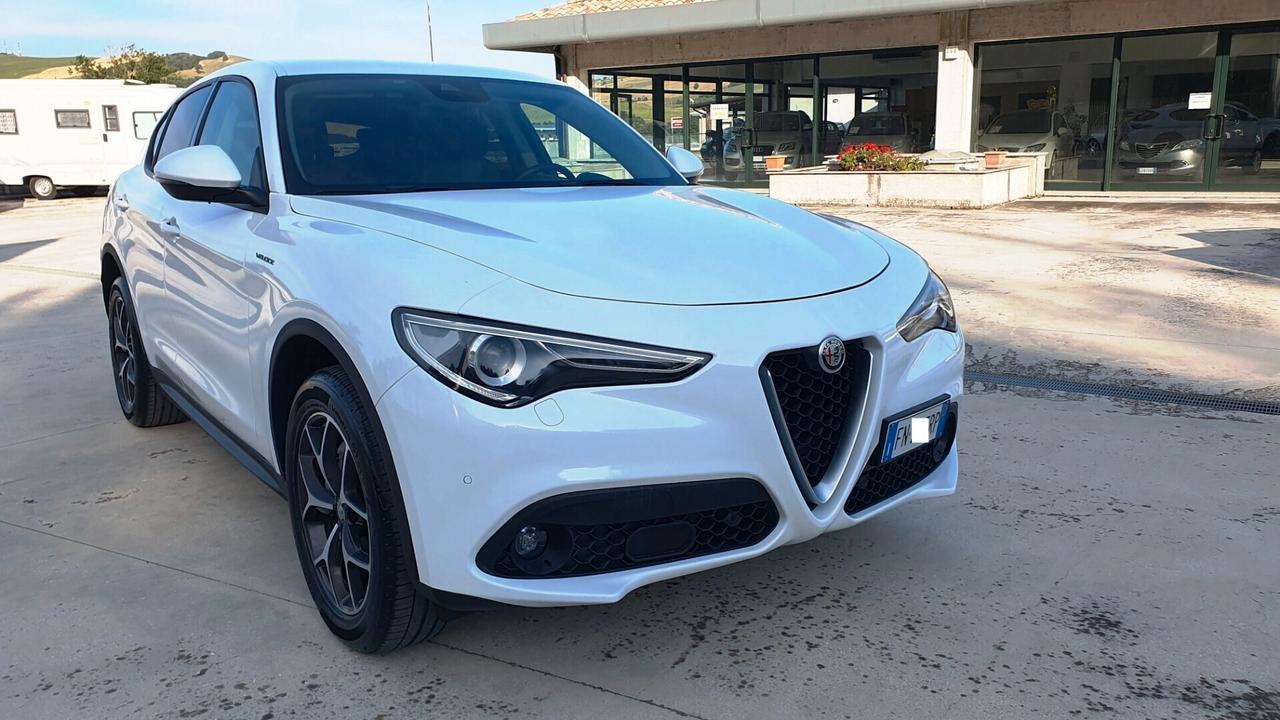 Alfa Romeo Stelvio 2.2 Turbodiesel 210 CV AT8 Q4 Executive