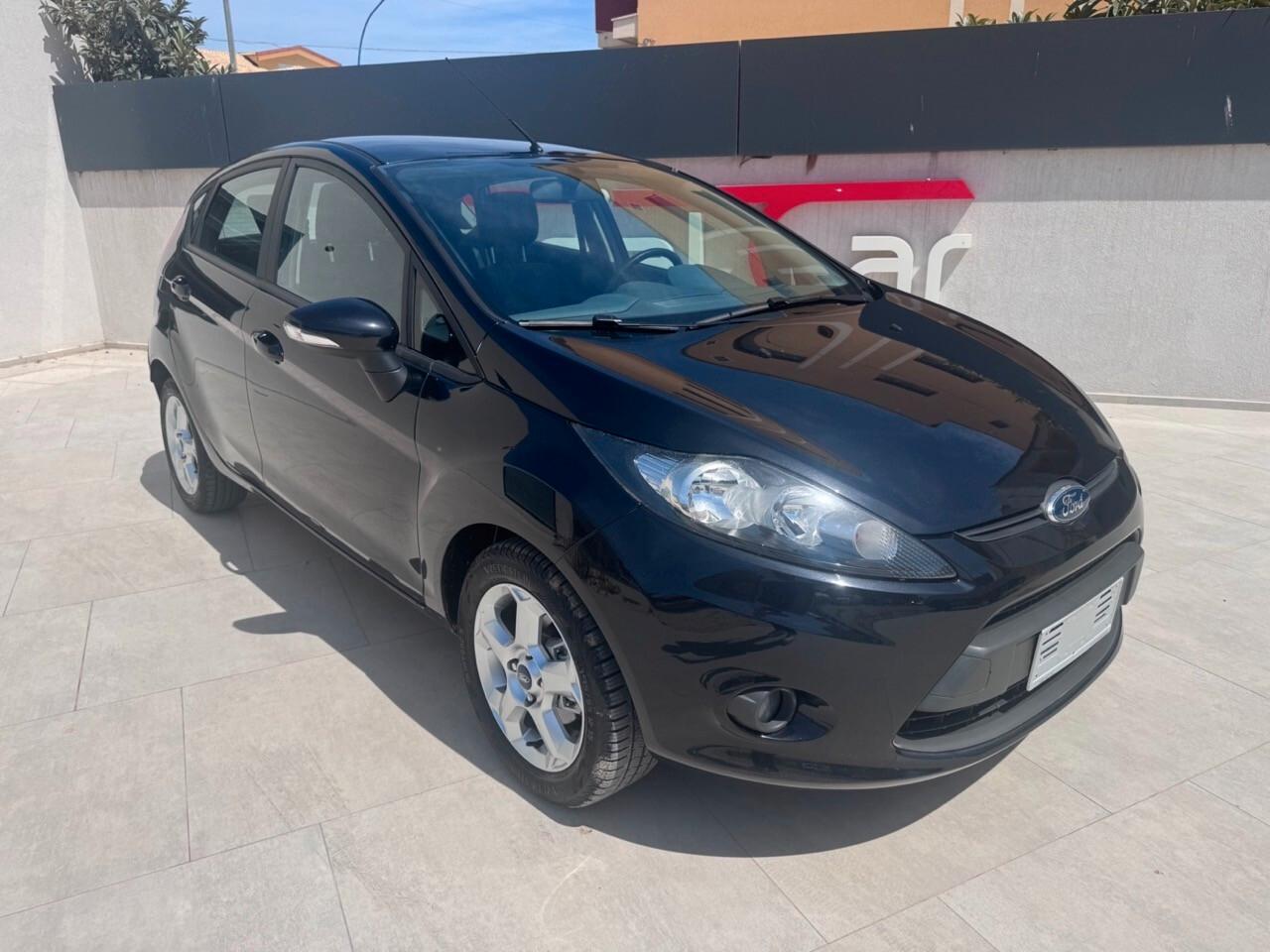 Ford Fiesta 1.4 TDCi 5p. Ghia