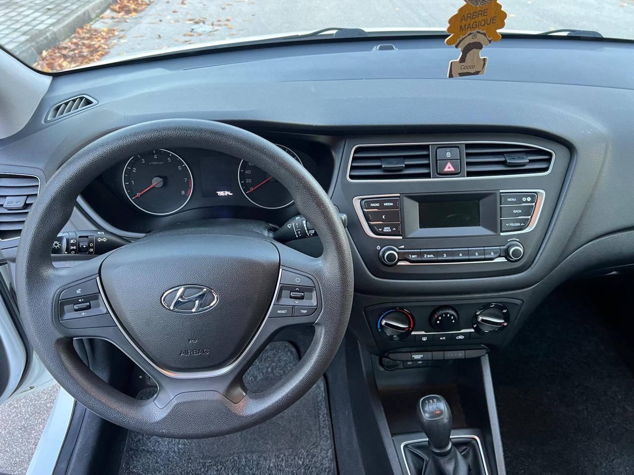 Hyundai i20 1.2 benzina 5 porte 2019 advanced