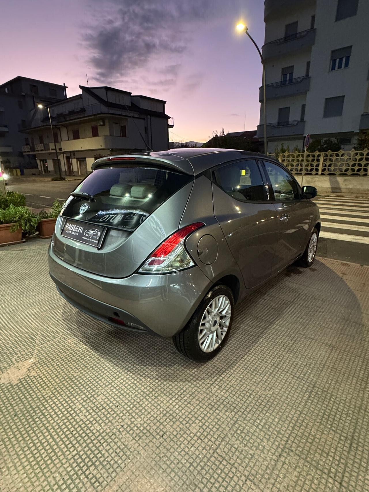 Lancia Ypsilon 1.3 MJT 16V 95 CV 5 porte S&S Platinum