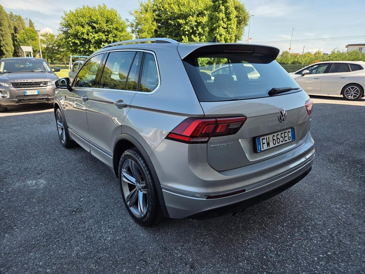 Volkswagen Tiguan 2.0 TDI SCR DSG 4MOTION Sport BMT