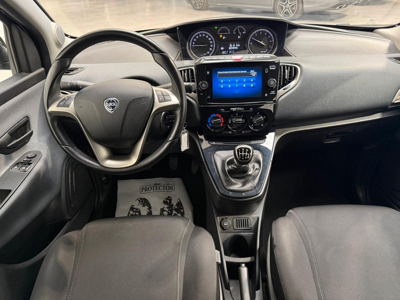 Lancia Ypsilon 1.0 FireFly 5 porte S&S Hybrid Gold