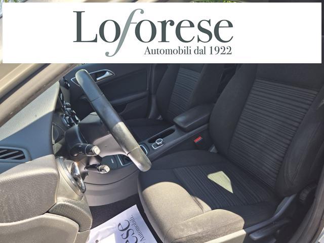 MERCEDES-BENZ A 200 d Business