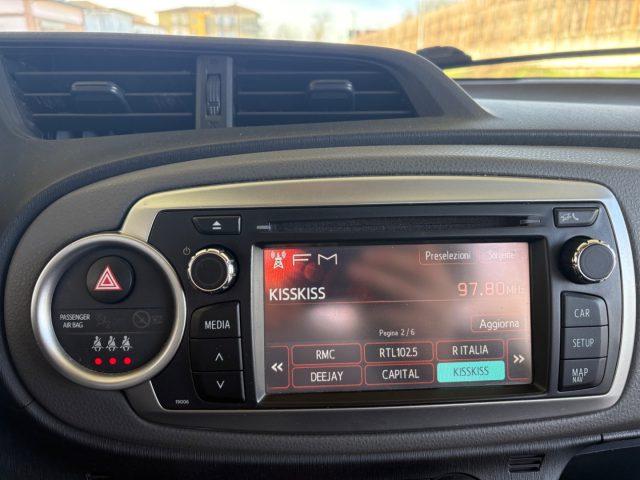 TOYOTA Yaris 1.0 5 porte Lounge OK NEOPATENTATI KM CERTIFIICATI