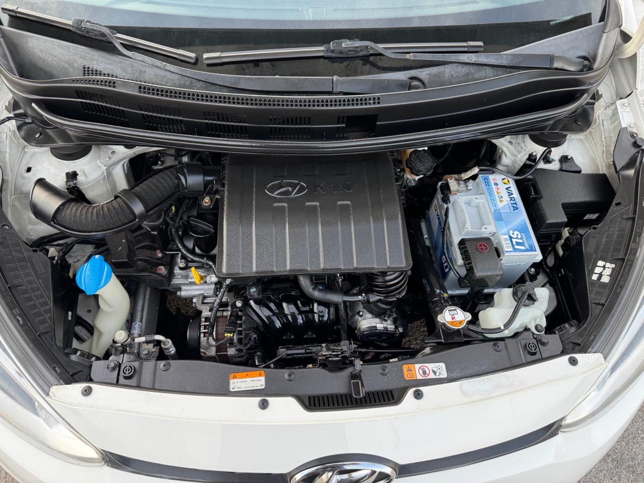 Hyundai i10 manutenzione completa idonea ai neopatentati