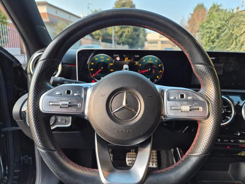 MERCEDES A200 PREMIUM