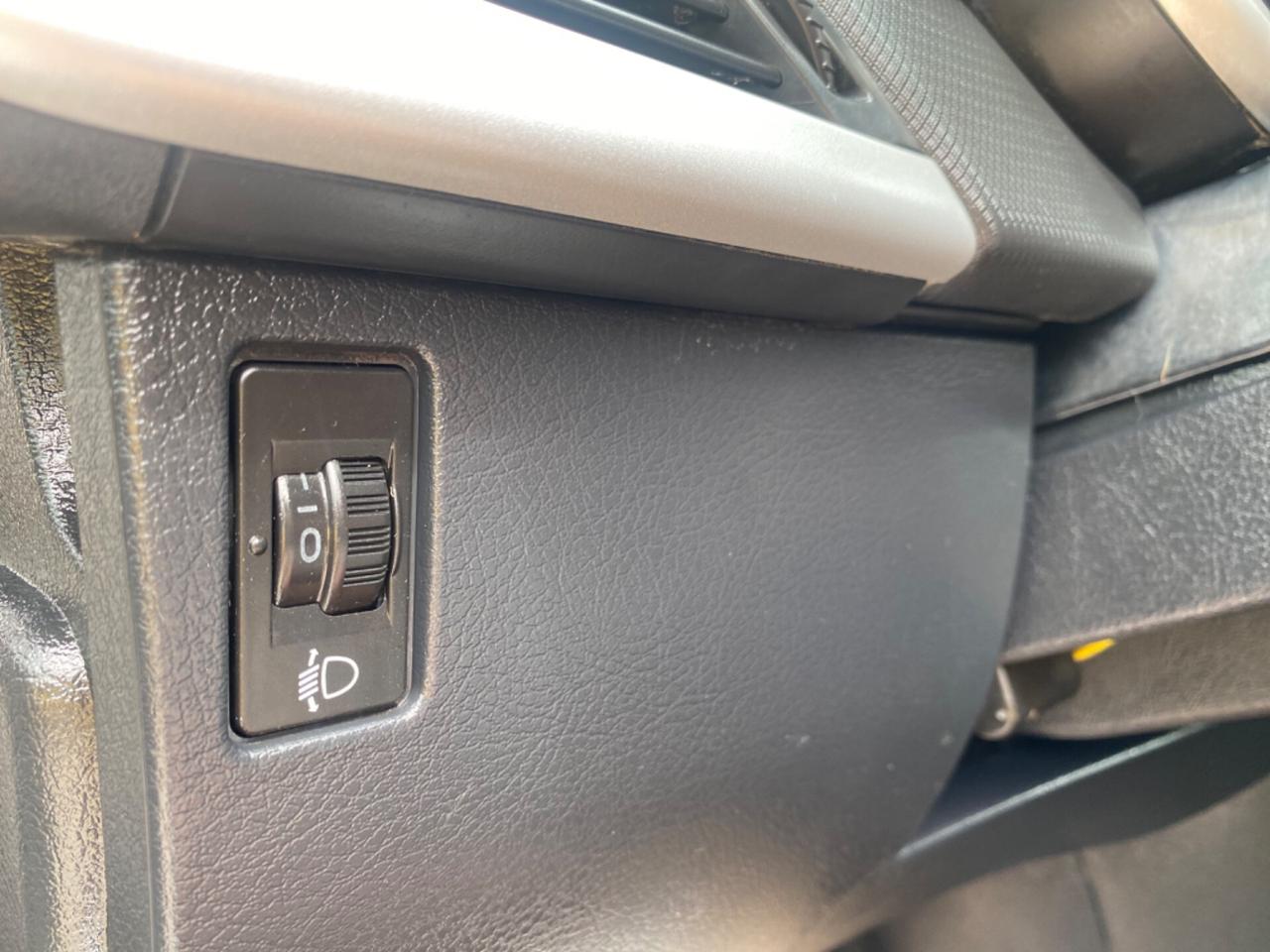 Peugeot 207 1.4 HDi 70CV 5p. 200MILLESIM EDITION2012