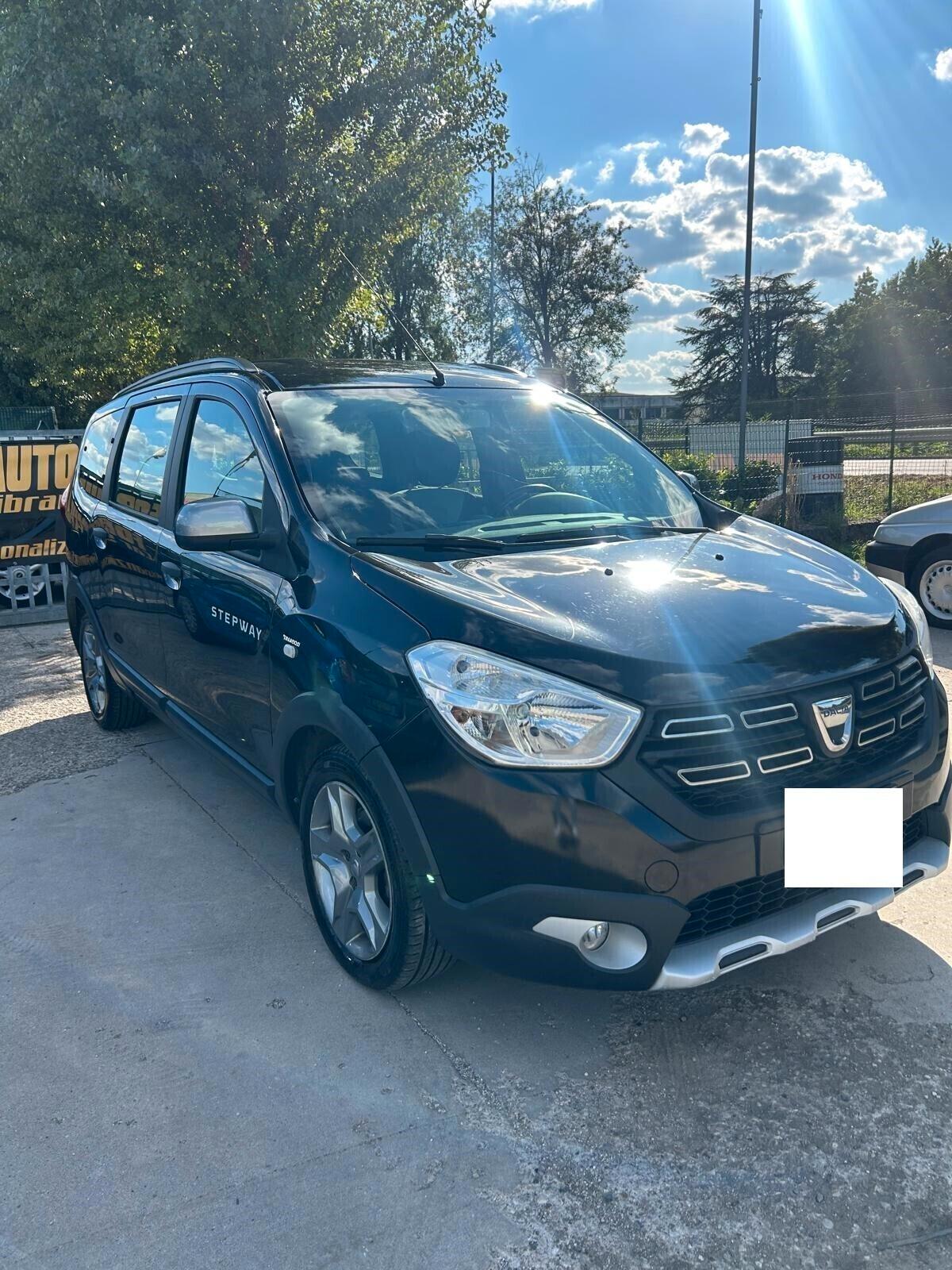 Dacia Lodgy stepwai 1.5 blue dci 115 cv 7 posti ok neo patentati