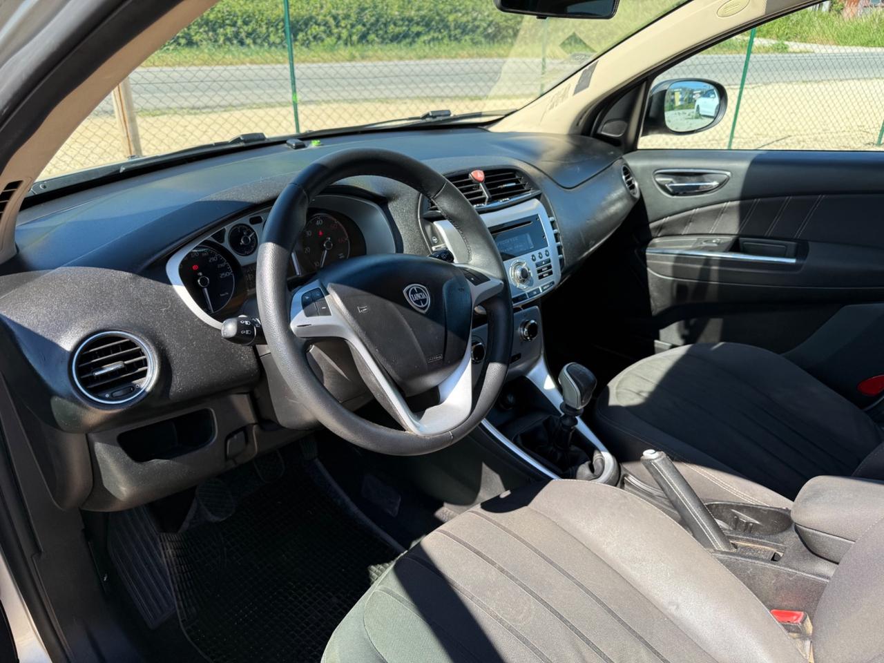 Lancia Delta 1.6 MJT 120 CV PERMUTE 2.900€